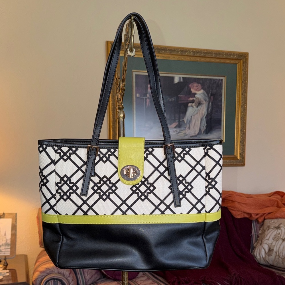 Spartina 449 Black and White Tote with Lime Detail
